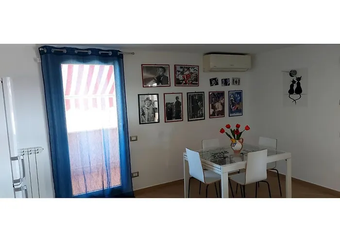 Attico Con Terrazzo Appartement